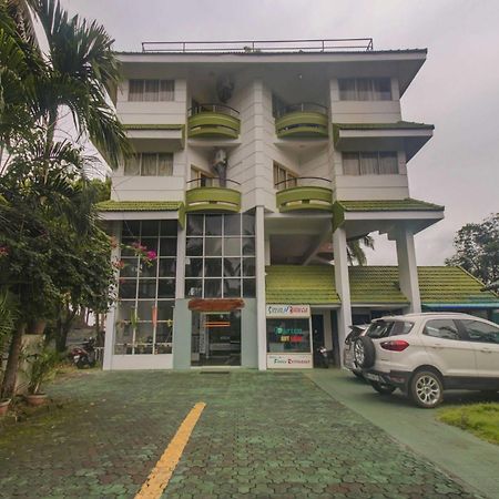 Collection O 75308 Floatel International Beach Resort Kannur Exterior photo