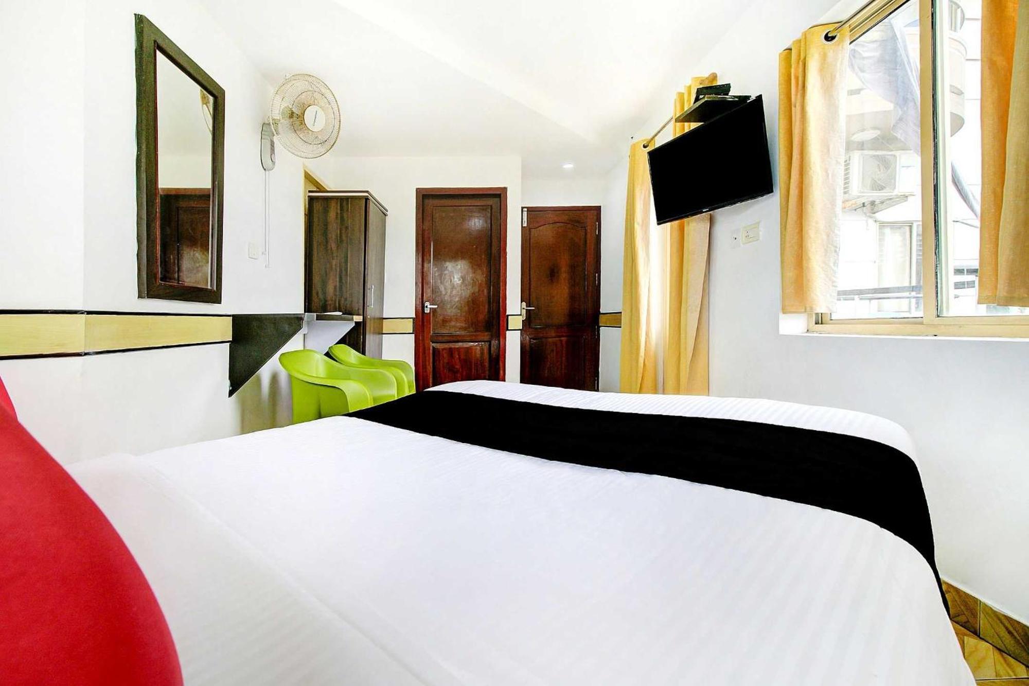Collection O 75308 Floatel International Beach Resort Kannur Exterior photo